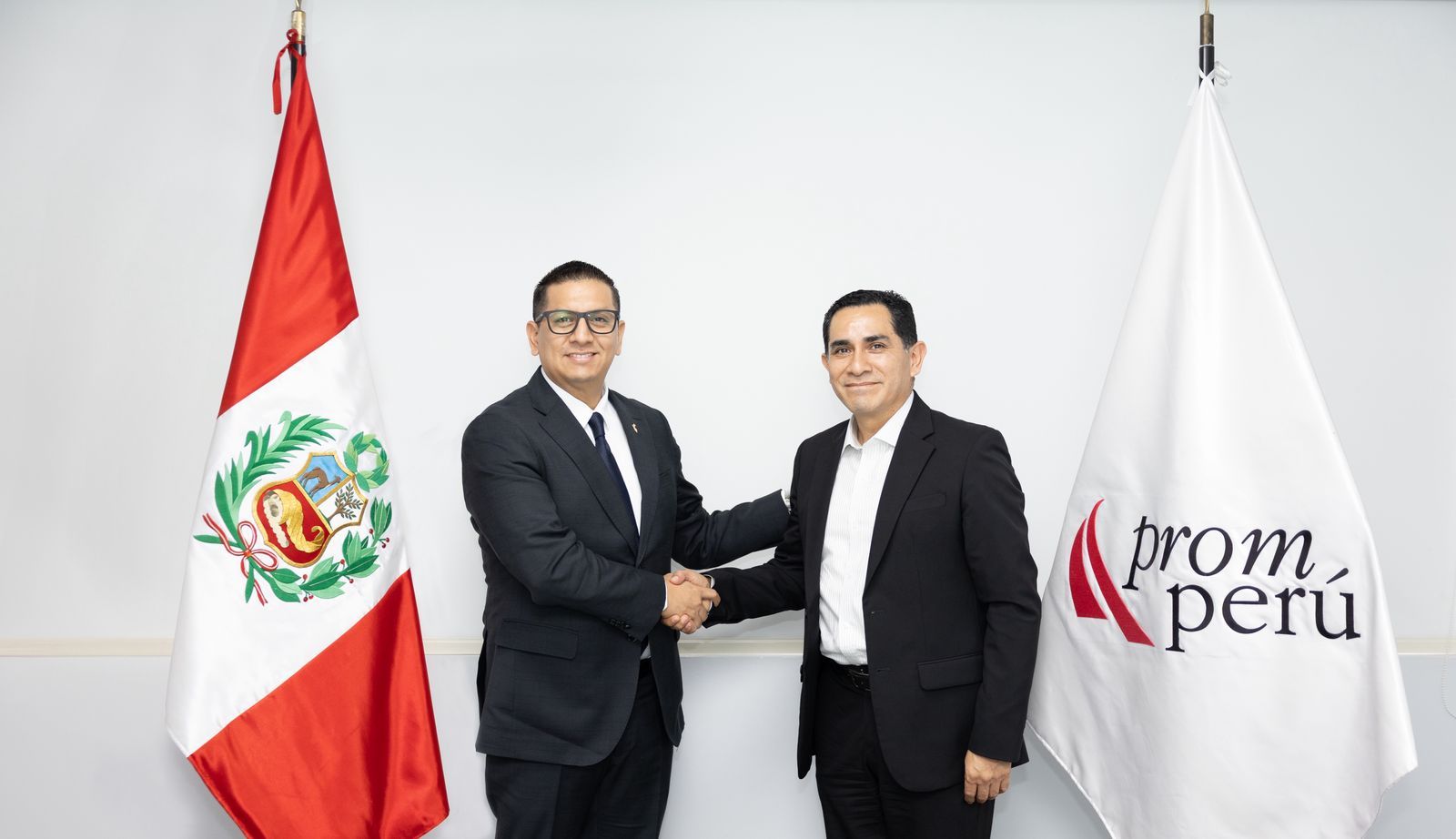 Congreso interpela ministro